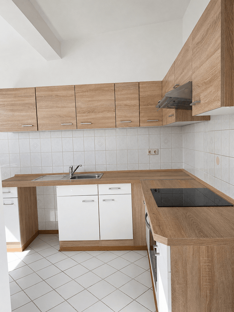 Prenájom bytu 3-izbový 74 m², Walterstraße 2, Berlin, Berlín Prenájom bytu 3-izbový 74 m², Walterstraße 2, Berlin, Berlín