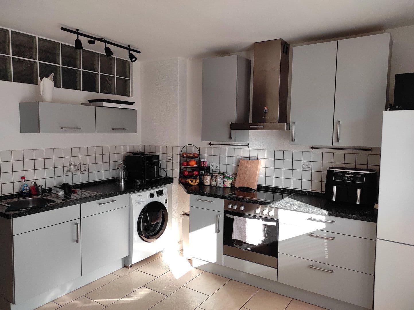 Prenájom bytu 3-izbový 87 m², Hannover, Dolné Sasko Prenájom bytu 3-izbový 87 m², Hannover, Dolné Sasko