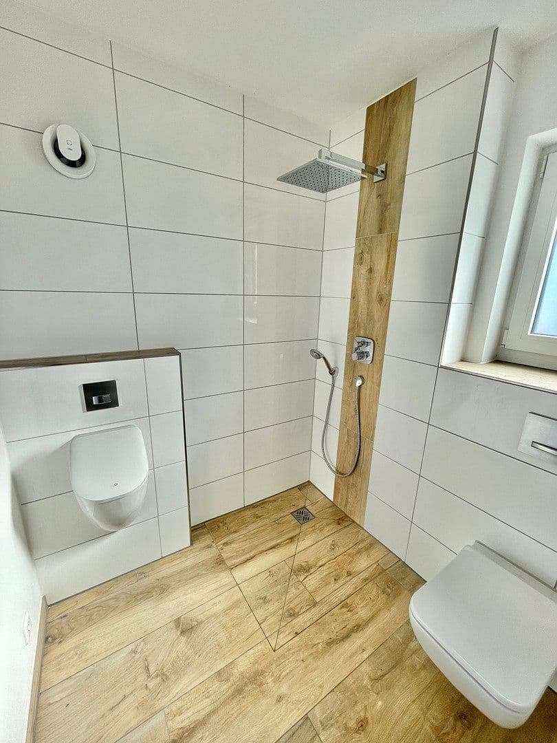 Predaj domu 142 m², pozemek 420 m², Am Brauhaus, Neustadt an der Aisch, Bavorsko Predaj domu 142 m², pozemek 420 m², Am Brauhaus, Neustadt an der Aisch, Bavorsko