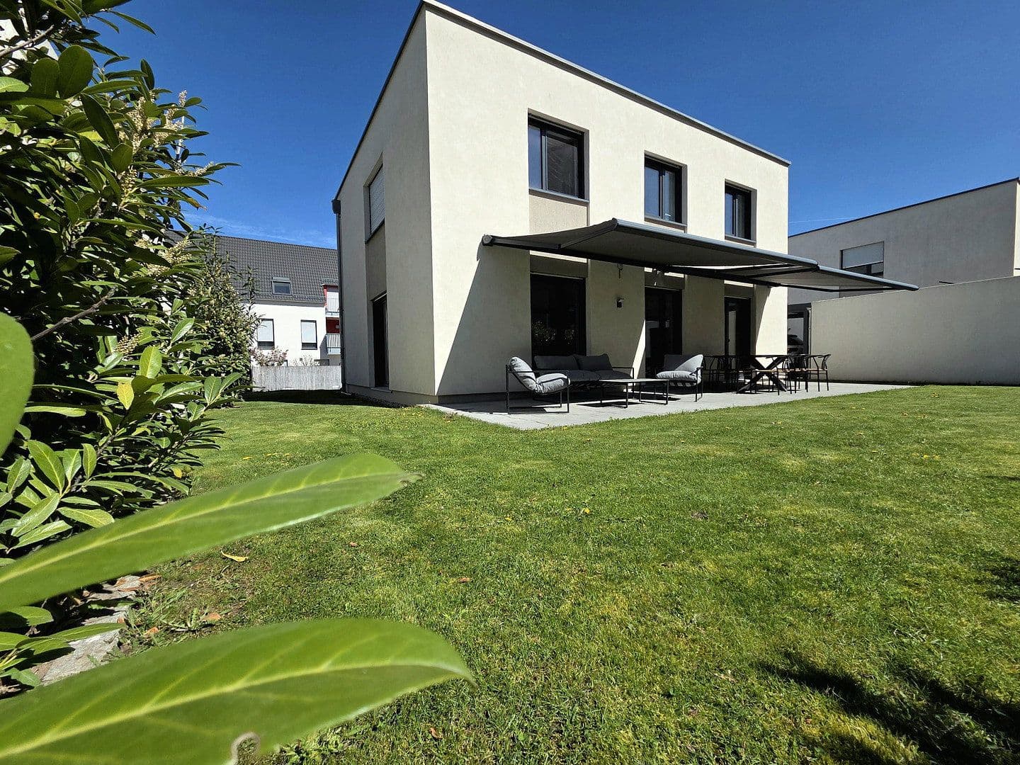 Predaj domu 142 m², pozemek 420 m², Am Brauhaus, Neustadt an der Aisch, Bavorsko Predaj domu 142 m², pozemek 420 m², Am Brauhaus, Neustadt an der Aisch, Bavorsko