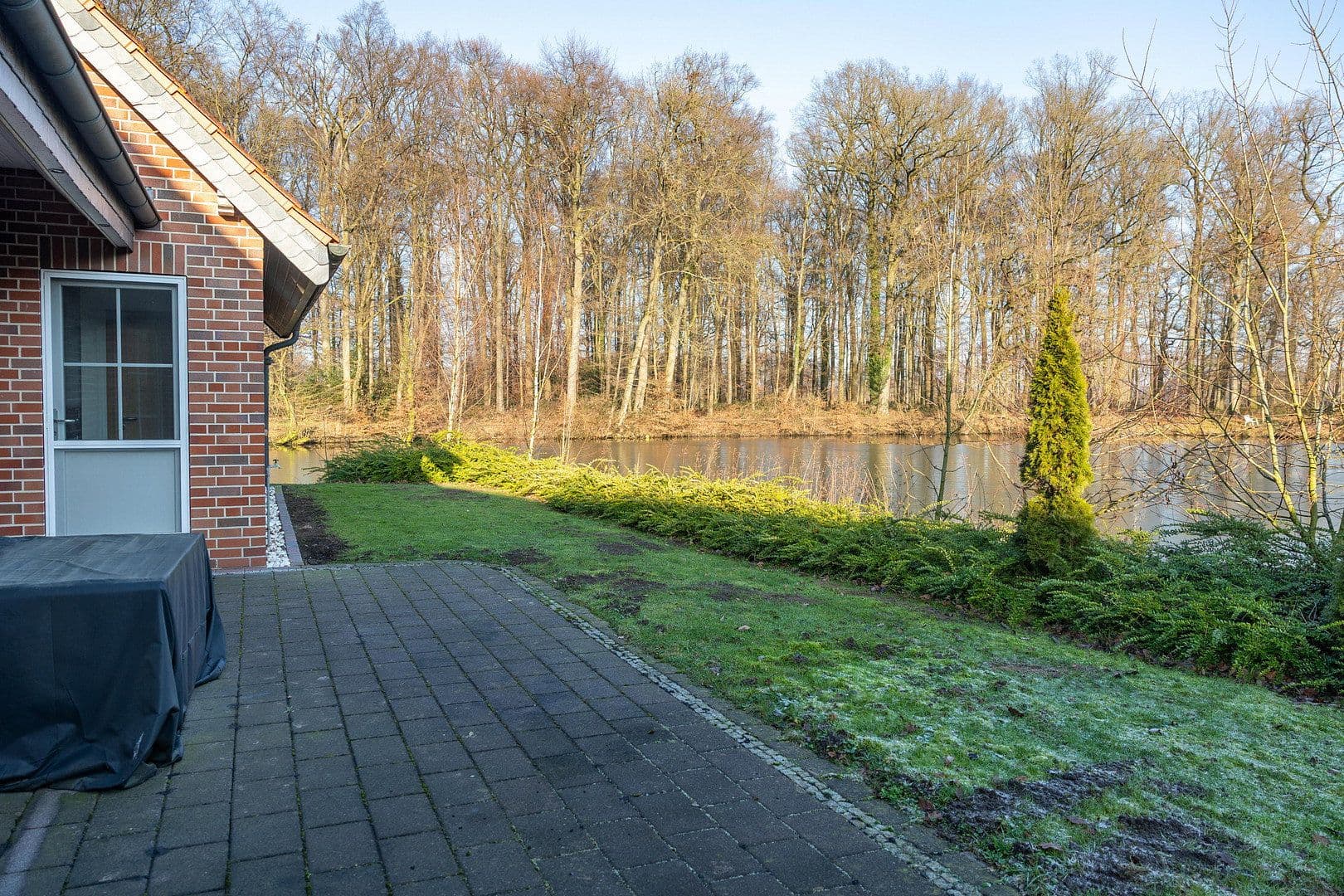 Prenájom domu 165 m², pozemek 430 m², Dülmen, Severné Porýnie - Westfálsko Prenájom domu 165 m², pozemek 430 m², Dülmen, Severné Porýnie - Westfálsko