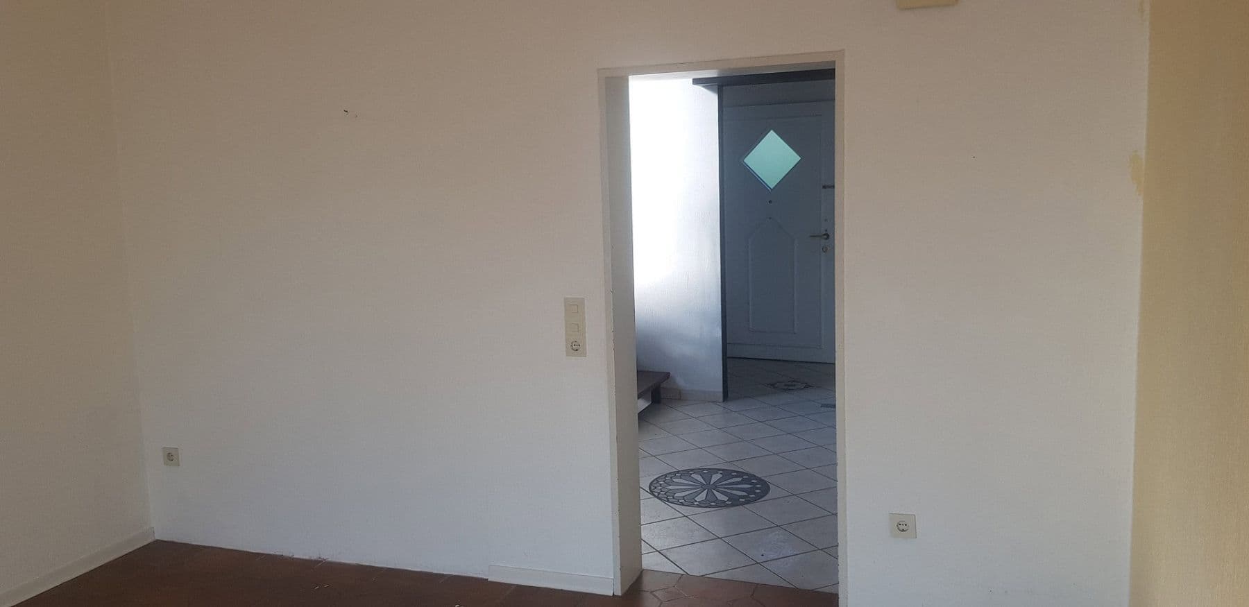 Prenájom domu 145 m², pozemek 640 m², Bremen, Brémy Prenájom domu 145 m², pozemek 640 m², Bremen, Brémy
