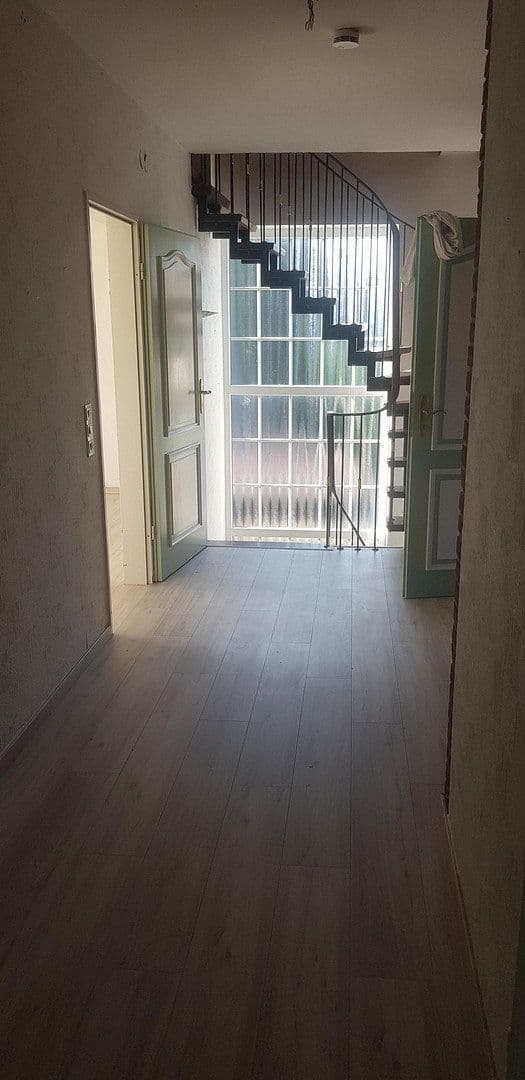 Prenájom domu 145 m², pozemek 640 m², Bremen, Brémy Prenájom domu 145 m², pozemek 640 m², Bremen, Brémy
