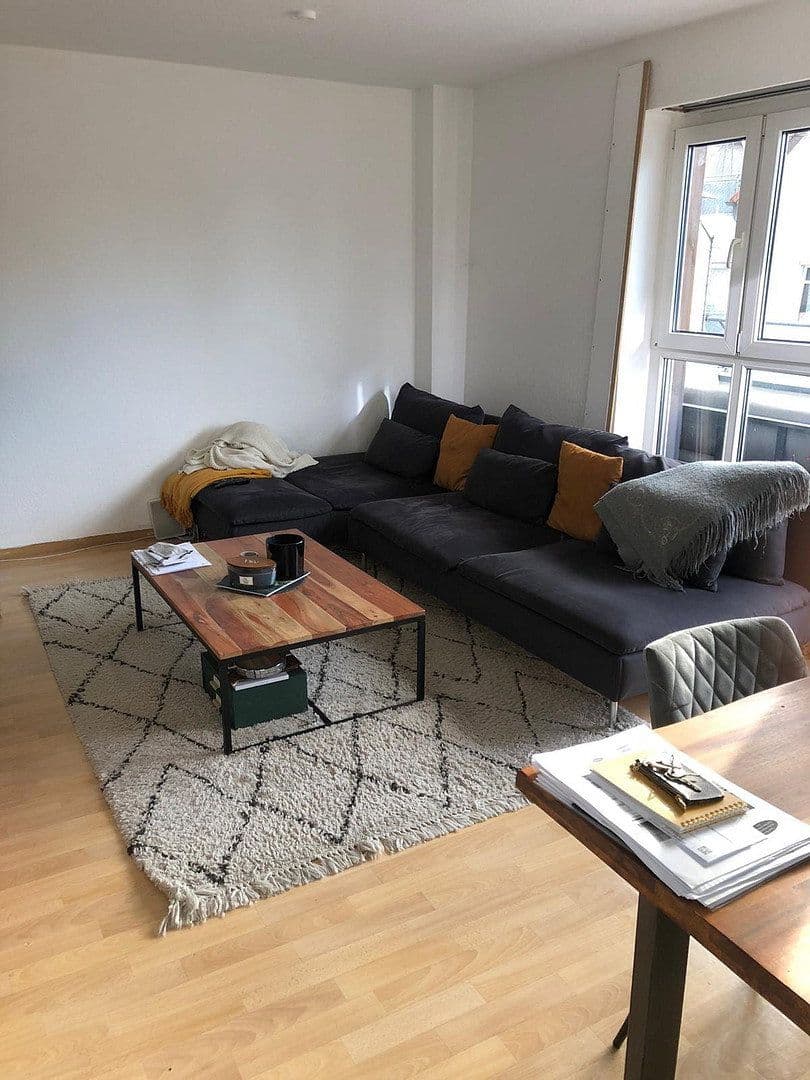 Prenájom bytu 3-izbový 73 m², Korntal-Münchingen, Bádensko-Wurttembersko Prenájom bytu 3-izbový 73 m², Korntal-Münchingen, Bádensko-Wurttembersko