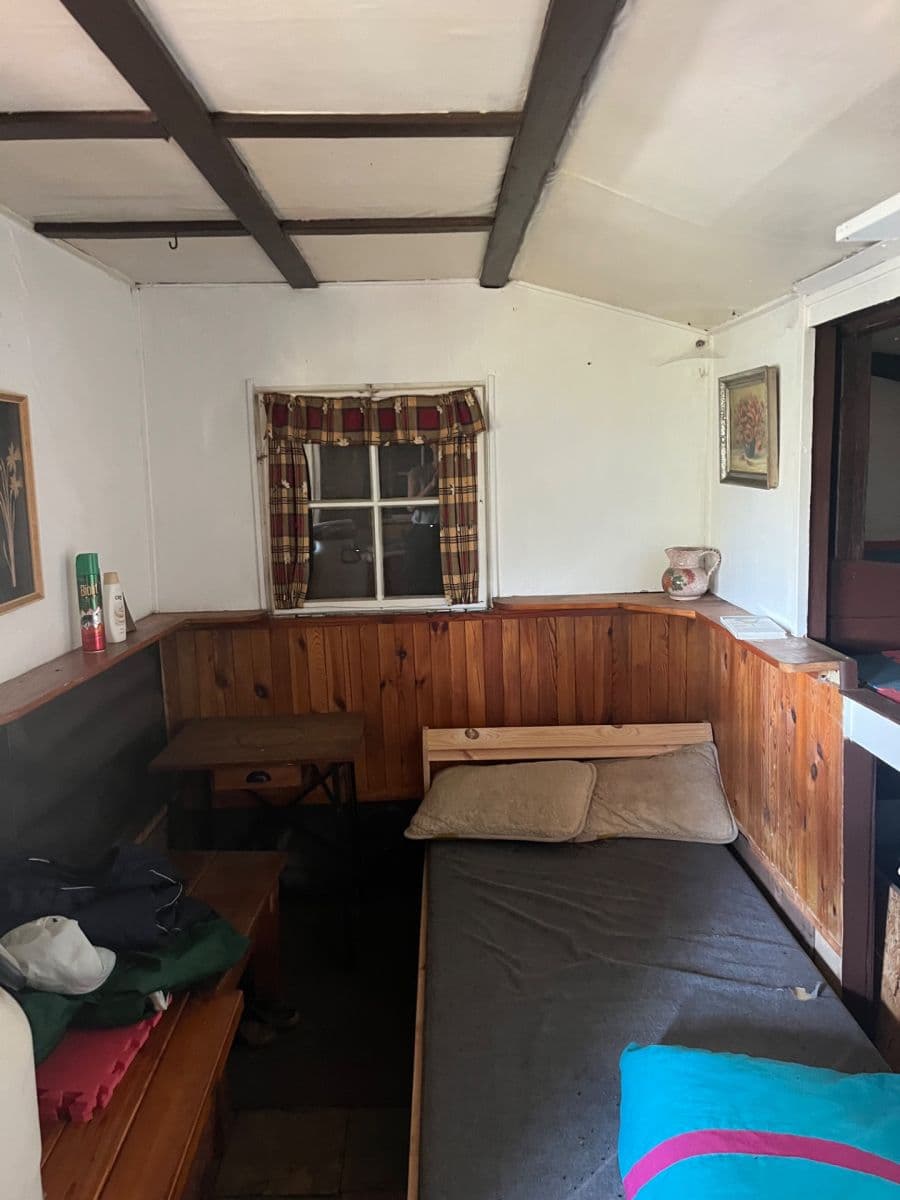 Predaj rekreačného objektu 20 m², pozemek 400 m², Kaliště, Středočeský kraj Predaj rekreačného objektu 20 m², pozemek 400 m², Kaliště, Středočeský kraj