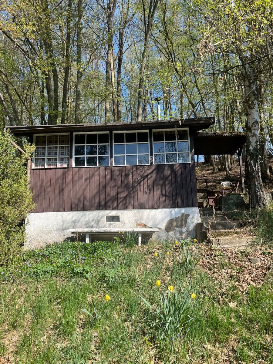 Predaj rekreačného objektu 20 m², pozemek 400 m², Kaliště, Středočeský kraj Predaj rekreačného objektu 20 m², pozemek 400 m², Kaliště, Středočeský kraj
