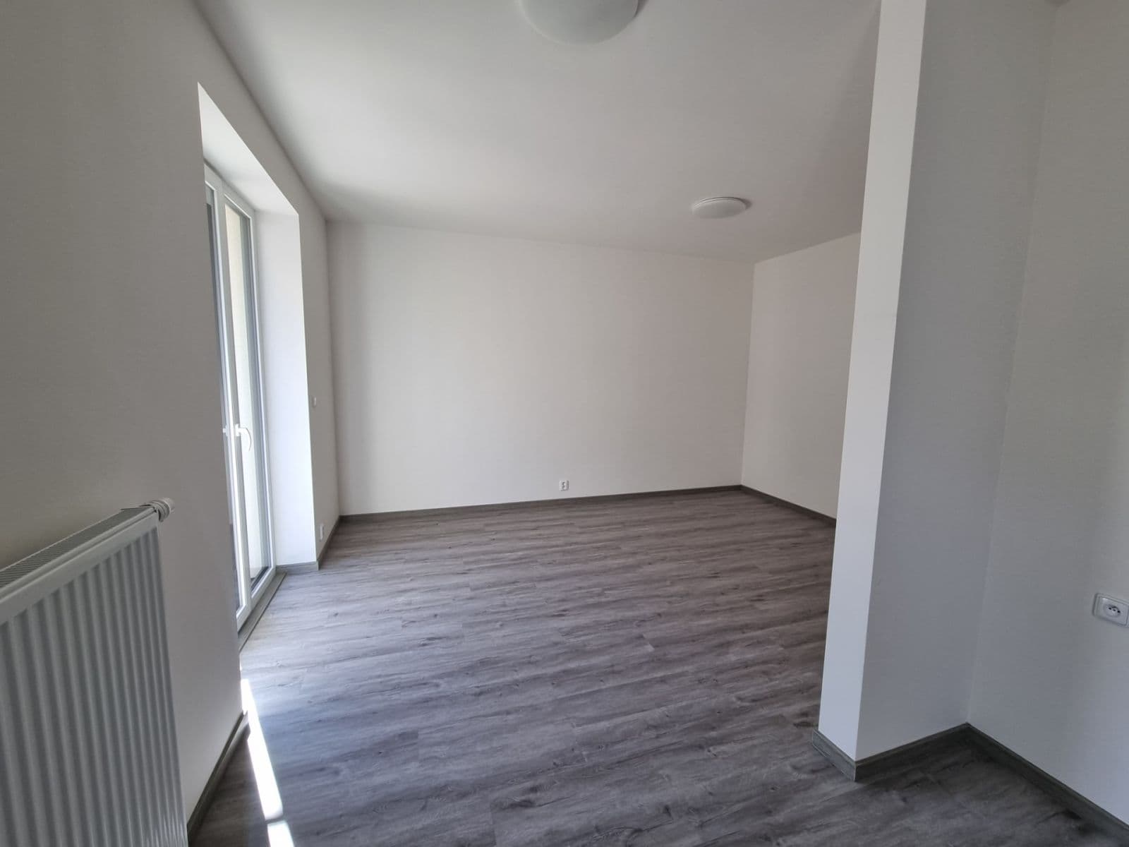 Prenájom bytu 1-izbový 35 m², Prokopa Velikého, Český Brod, Středočeský kraj Prenájom bytu 1-izbový 35 m², Prokopa Velikého, Český Brod, Středočeský kraj