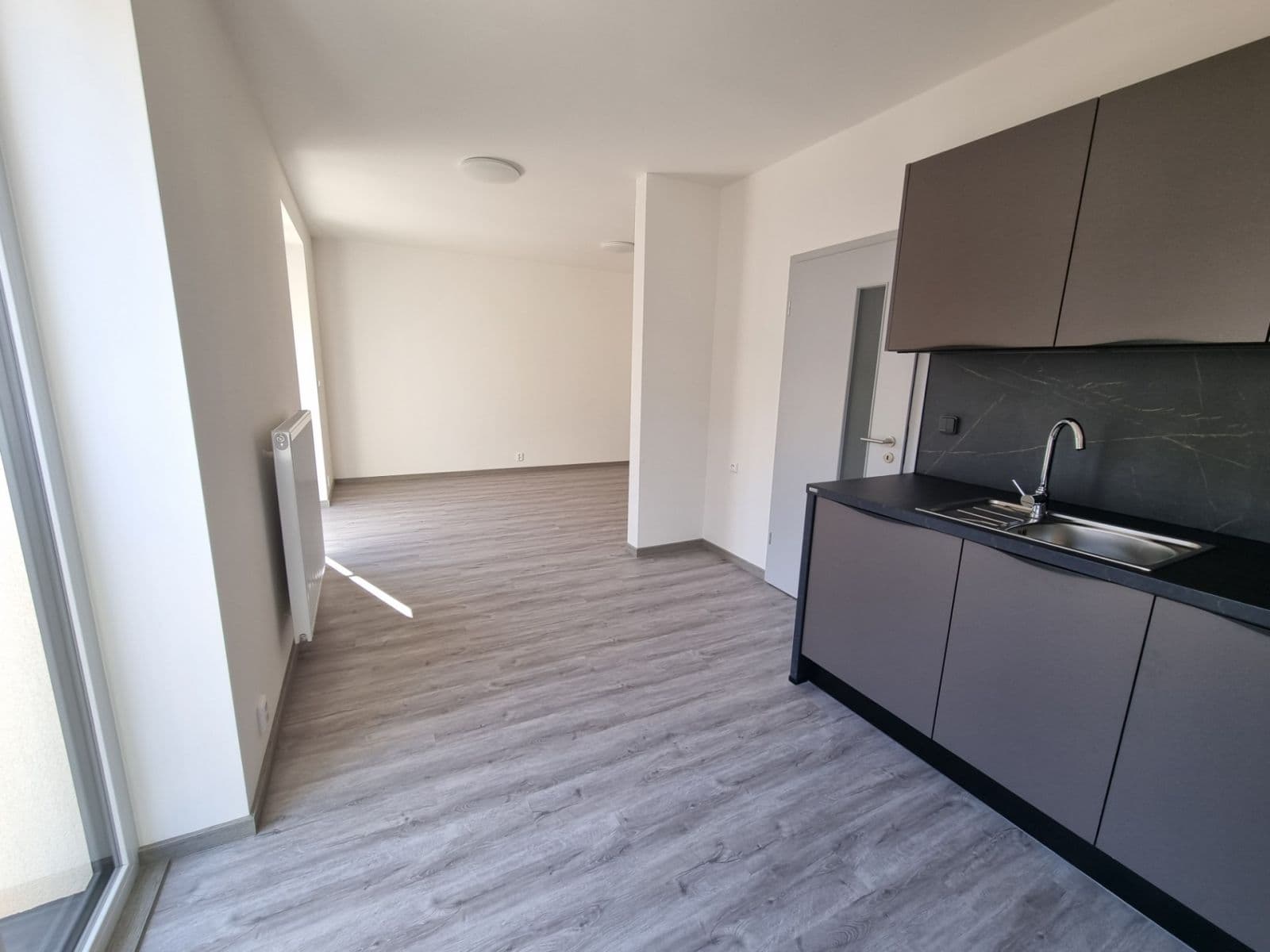 Prenájom bytu 1-izbový 35 m², Prokopa Velikého, Český Brod, Středočeský kraj Prenájom bytu 1-izbový 35 m², Prokopa Velikého, Český Brod, Středočeský kraj