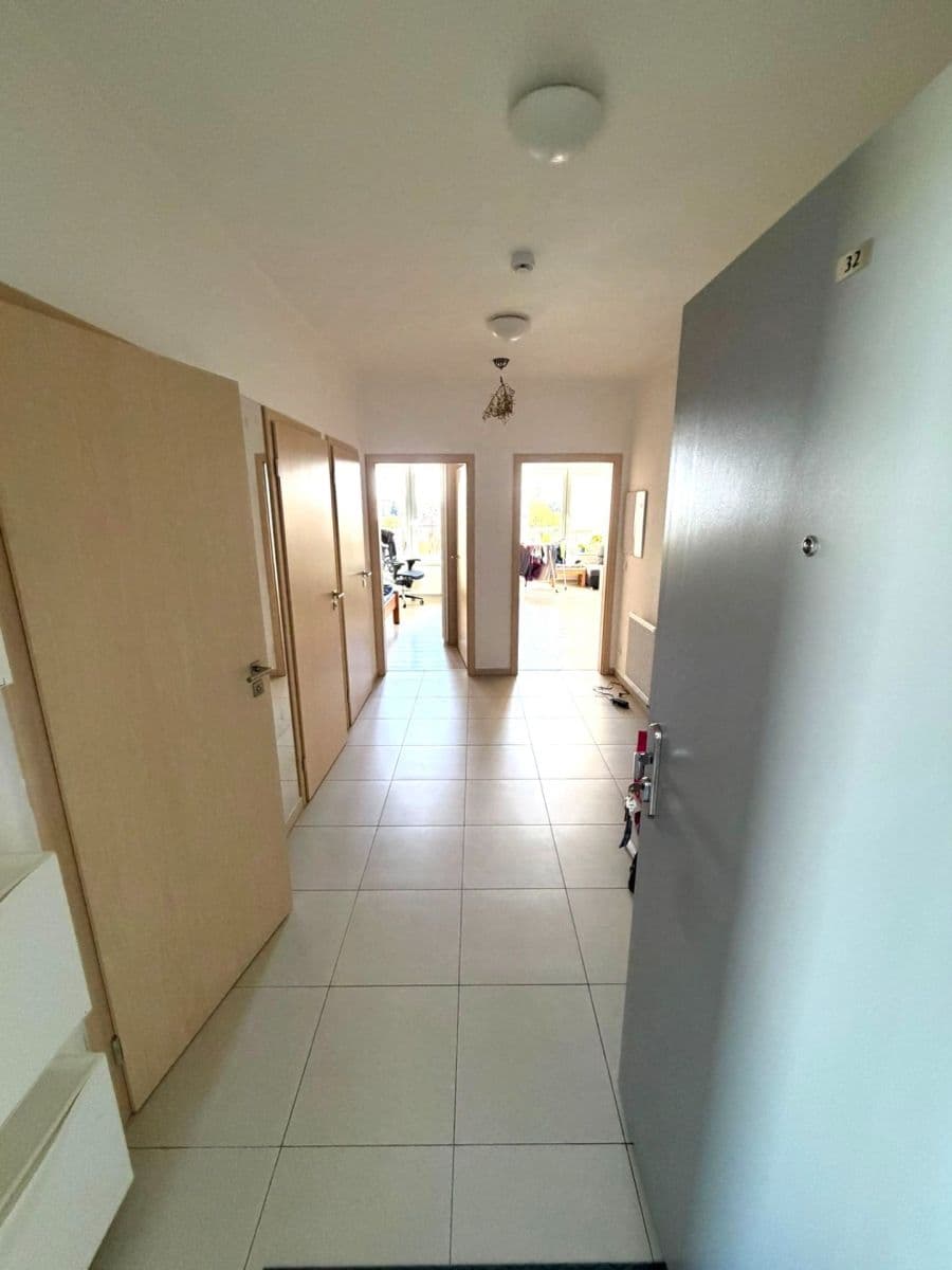 Predaj bytu 2-izbový 62 m², Jana Hrubého, Pardubice, Pardubický kraj Predaj bytu 2-izbový 62 m², Jana Hrubého, Pardubice, Pardubický kraj