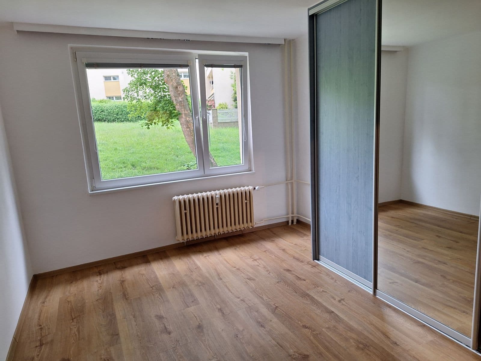 Prenájom bytu 3-izbový 79 m², Jugoslávská, Teplice, Ústecký kraj Prenájom bytu 3-izbový 79 m², Jugoslávská, Teplice, Ústecký kraj