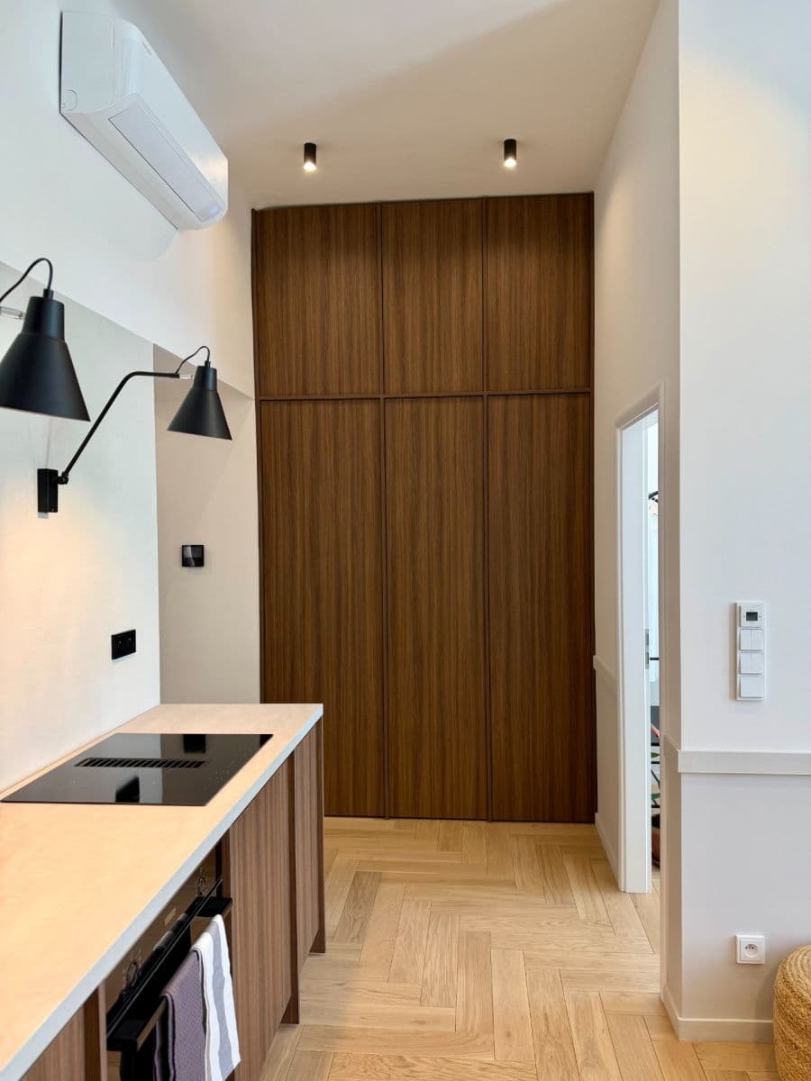 Prenájom bytu 2-izbový 42 m², Karlínské náměstí, Praha, Praha Prenájom bytu 2-izbový 42 m², Karlínské náměstí, Praha, Praha