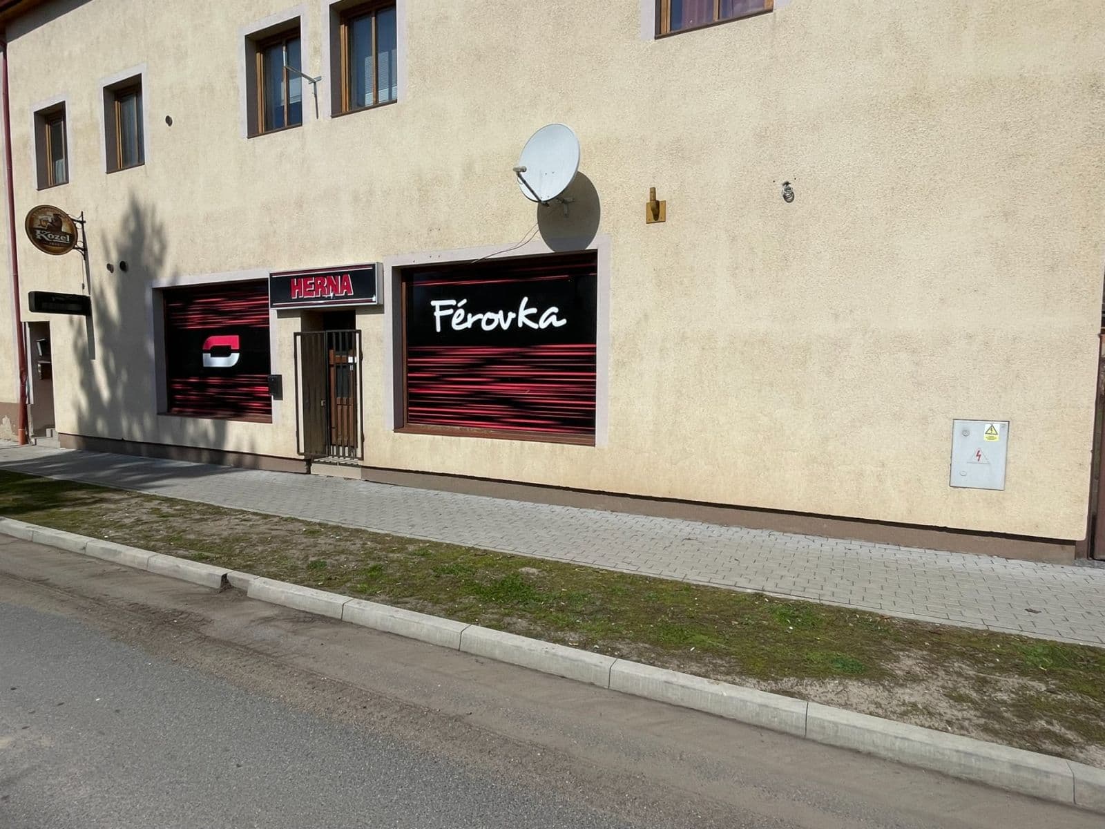 Prenájom nebytového priestoru 80 m², Smetanova, Lysá nad Labem, Středočeský kraj Prenájom nebytového priestoru 80 m², Smetanova, Lysá nad Labem, Středočeský kraj