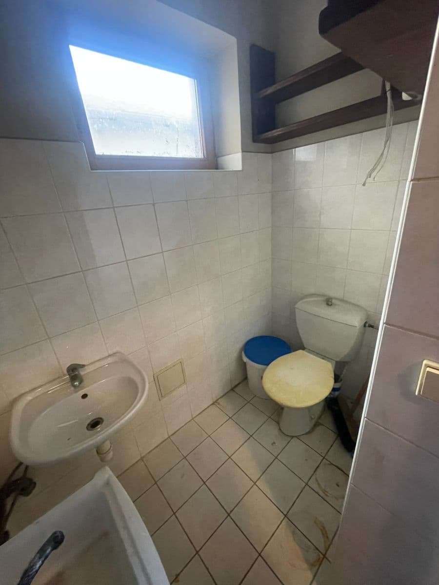 Prenájom nebytového priestoru 80 m², Smetanova, Lysá nad Labem, Středočeský kraj Prenájom nebytového priestoru 80 m², Smetanova, Lysá nad Labem, Středočeský kraj