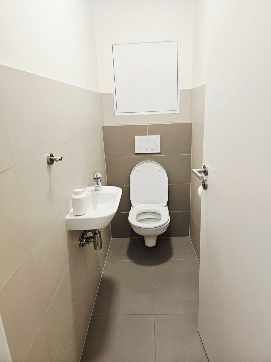 Predaj bytu 3-izbový 89 m², Čajkovského, Olomouc, Olomoucký kraj Predaj bytu 3-izbový 89 m², Čajkovského, Olomouc, Olomoucký kraj