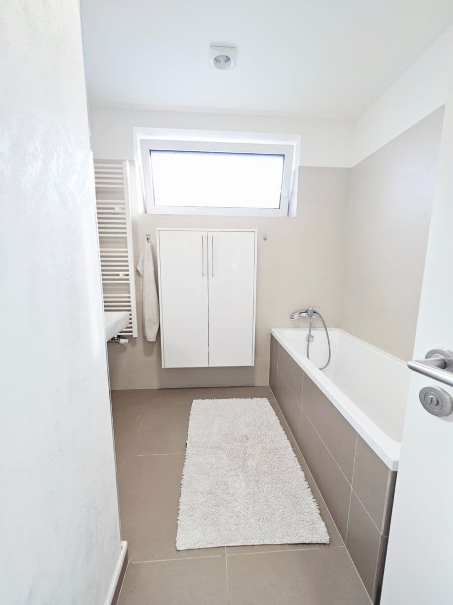 Predaj bytu 3-izbový 89 m², Čajkovského, Olomouc, Olomoucký kraj Predaj bytu 3-izbový 89 m², Čajkovského, Olomouc, Olomoucký kraj