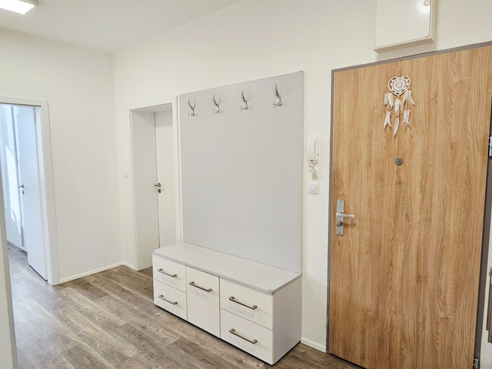 Predaj bytu 3-izbový 89 m², Čajkovského, Olomouc, Olomoucký kraj Predaj bytu 3-izbový 89 m², Čajkovského, Olomouc, Olomoucký kraj