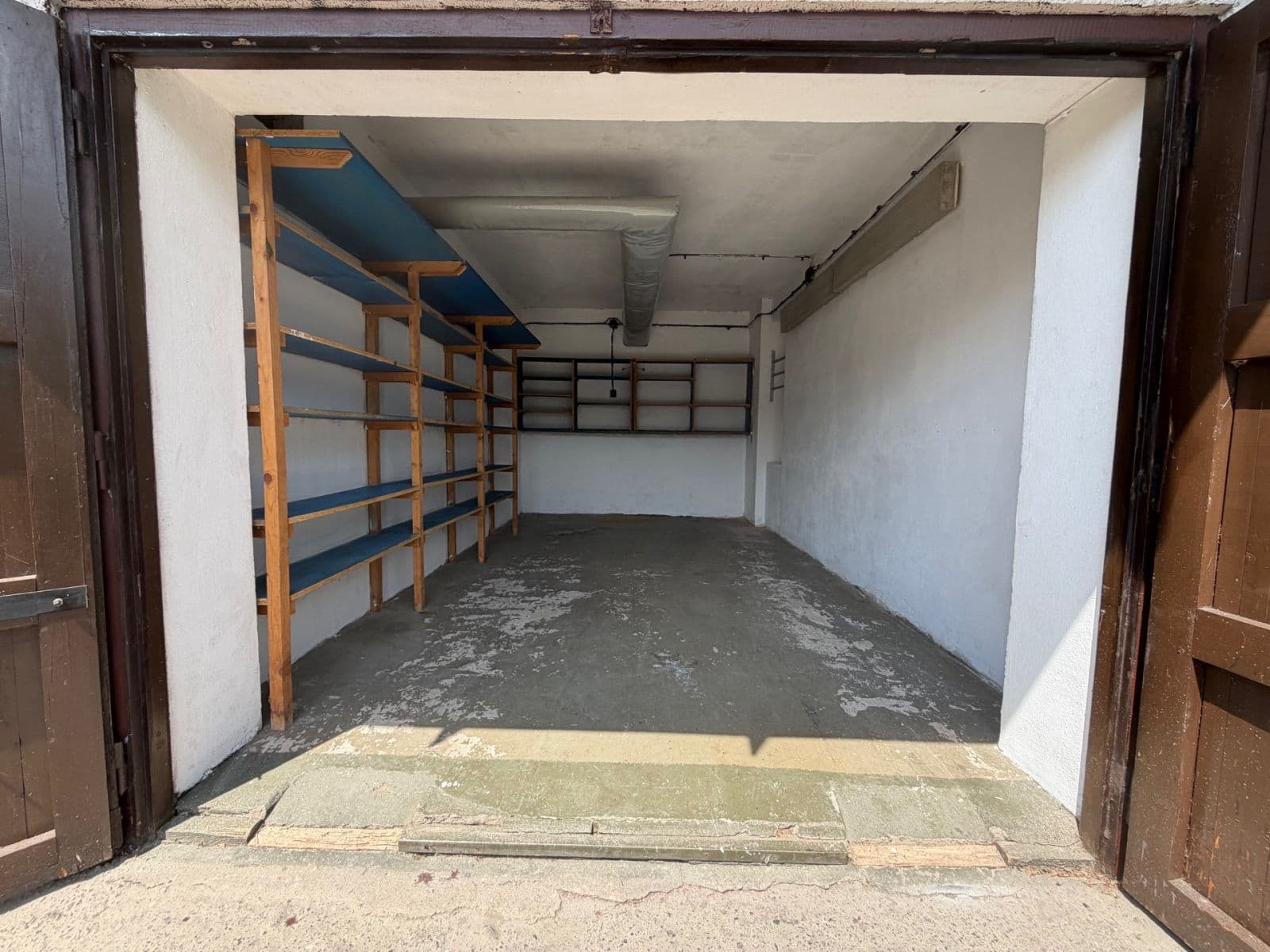 Predaj garáže 18 m², Pod Třebešínem, Praha, Praha Predaj garáže 18 m², Pod Třebešínem, Praha, Praha
