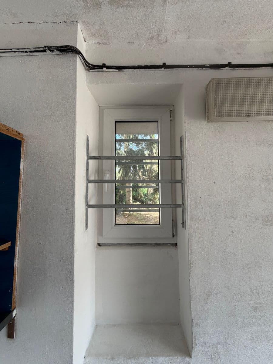 Predaj garáže 18 m², Pod Třebešínem, Praha, Praha Predaj garáže 18 m², Pod Třebešínem, Praha, Praha