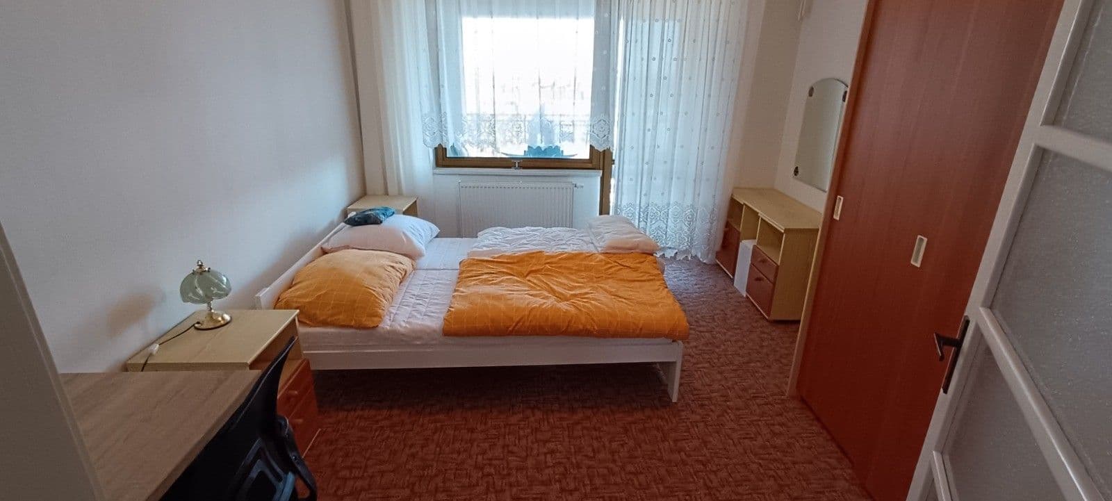 Prenájom bytu 5-izbový 150 m², Nivky, Brno, Jihomoravský kraj Prenájom bytu 5-izbový 150 m², Nivky, Brno, Jihomoravský kraj