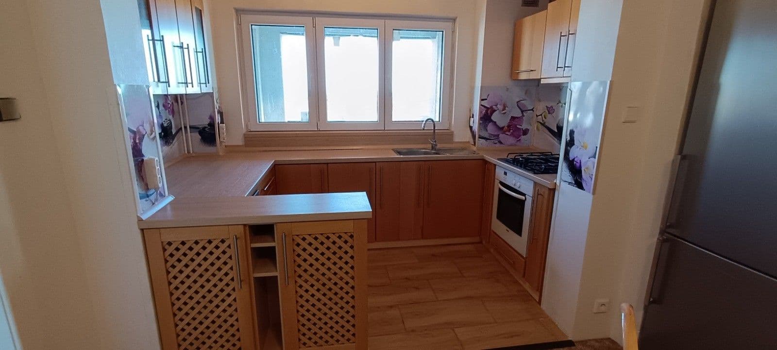 Prenájom bytu 5-izbový 150 m², Nivky, Brno, Jihomoravský kraj Prenájom bytu 5-izbový 150 m², Nivky, Brno, Jihomoravský kraj
