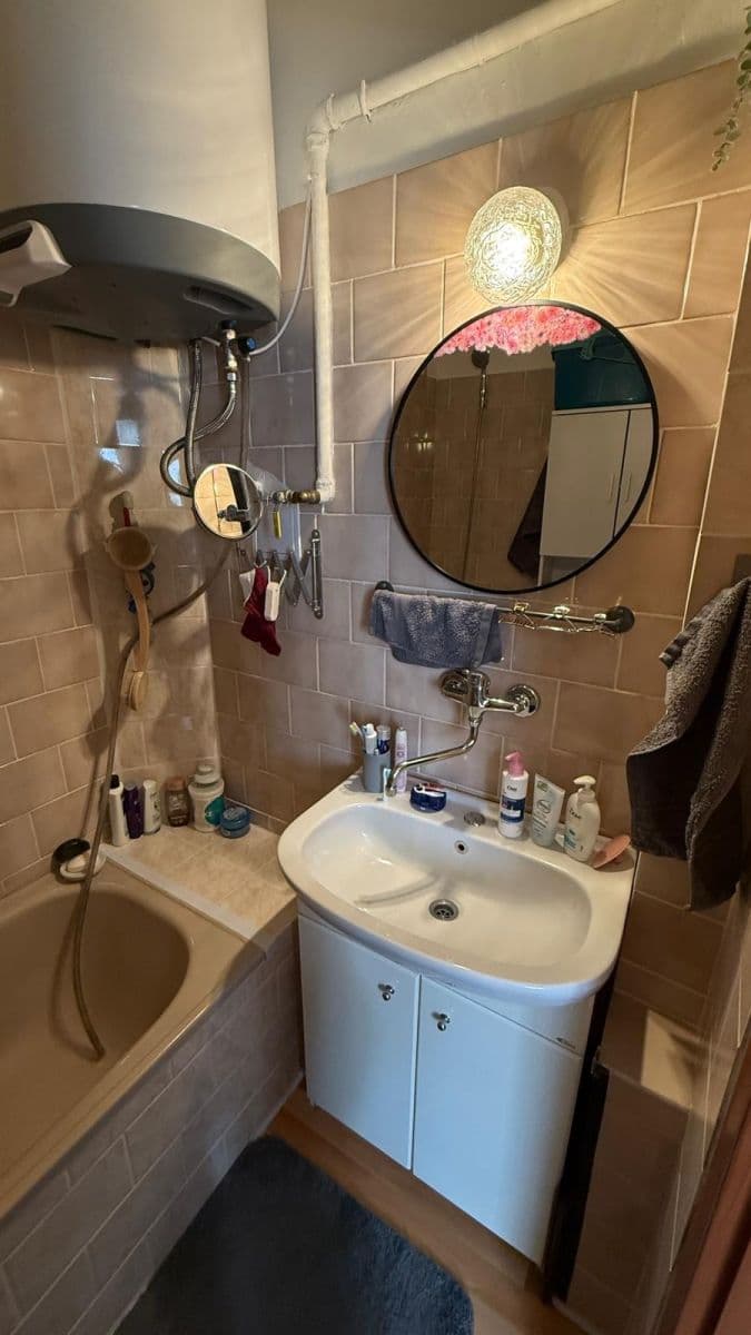 Prenájom bytu 2-izbový 45 m², Na Rokytce, Praha, Praha Prenájom bytu 2-izbový 45 m², Na Rokytce, Praha, Praha