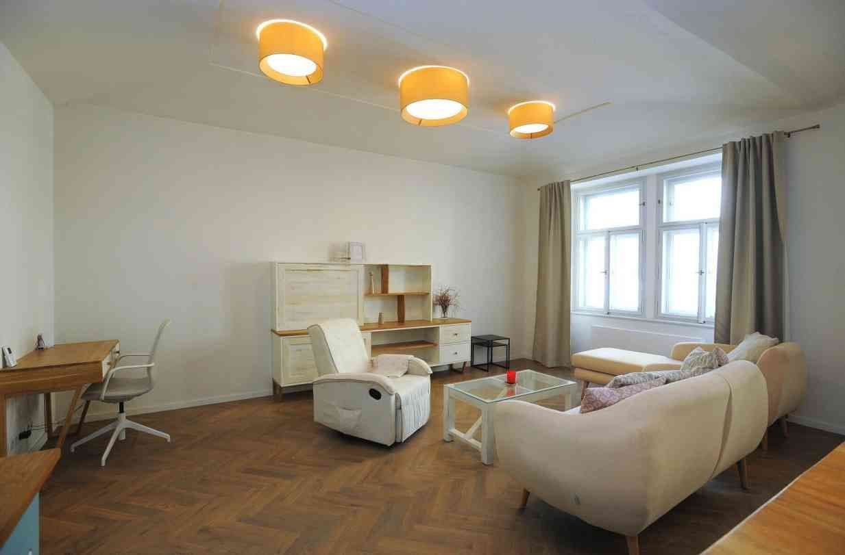 Prenájom bytu 2-izbový 84 m², Žatecká, Praha, Praha Prenájom bytu 2-izbový 84 m², Žatecká, Praha, Praha