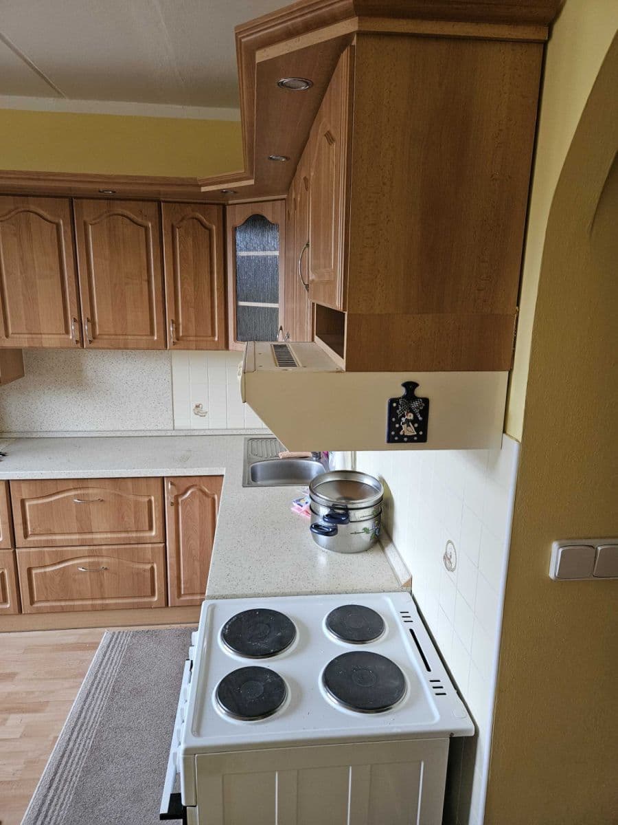 Prenájom bytu 1-izbový 36 m², Školní, Horní Slavkov, Karlovarský kraj Prenájom bytu 1-izbový 36 m², Školní, Horní Slavkov, Karlovarský kraj