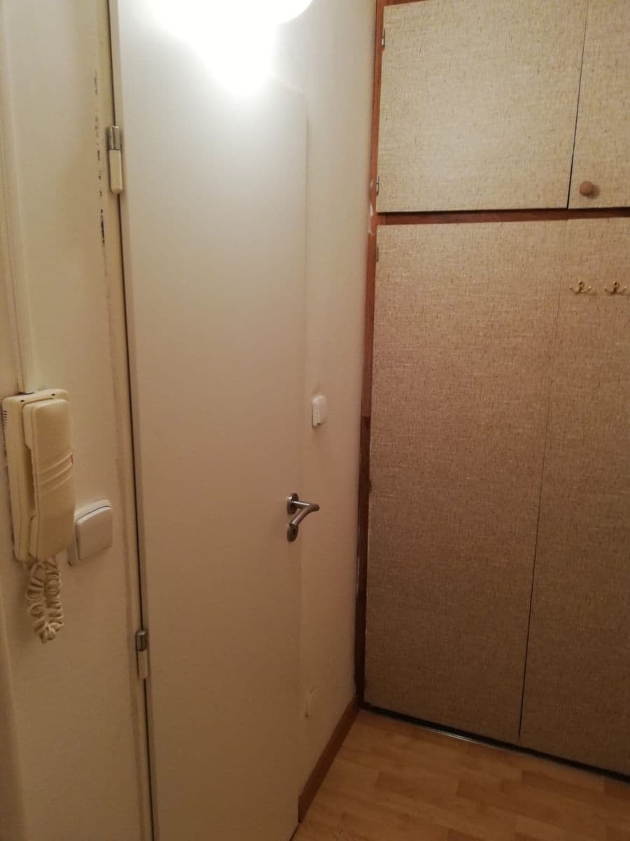 Prenájom bytu 1-izbový 27 m², Bílkova, Náchod, Královéhradecký kraj Prenájom bytu 1-izbový 27 m², Bílkova, Náchod, Královéhradecký kraj