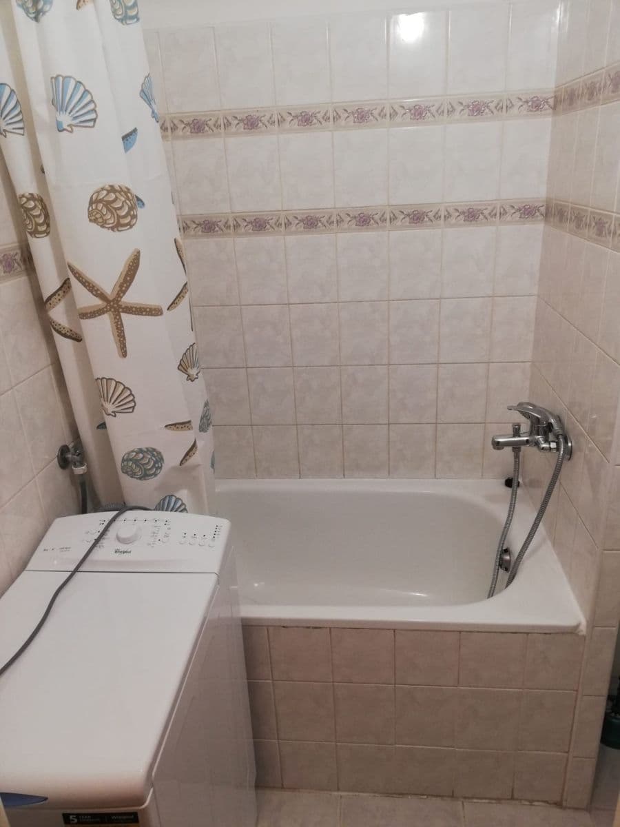 Prenájom bytu 1-izbový 27 m², Bílkova, Náchod, Královéhradecký kraj Prenájom bytu 1-izbový 27 m², Bílkova, Náchod, Královéhradecký kraj