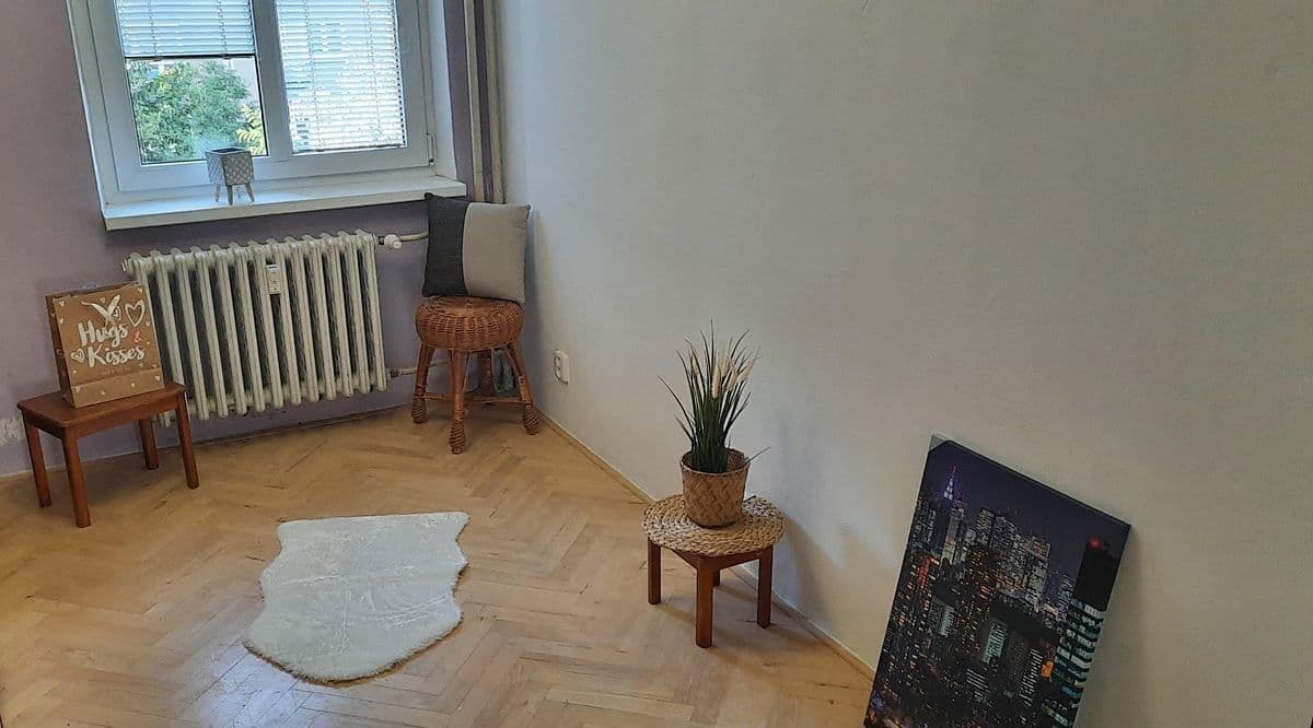Prenájom bytu 3-izbový 53 m², Svojšovická, Praha, Praha Prenájom bytu 3-izbový 53 m², Svojšovická, Praha, Praha