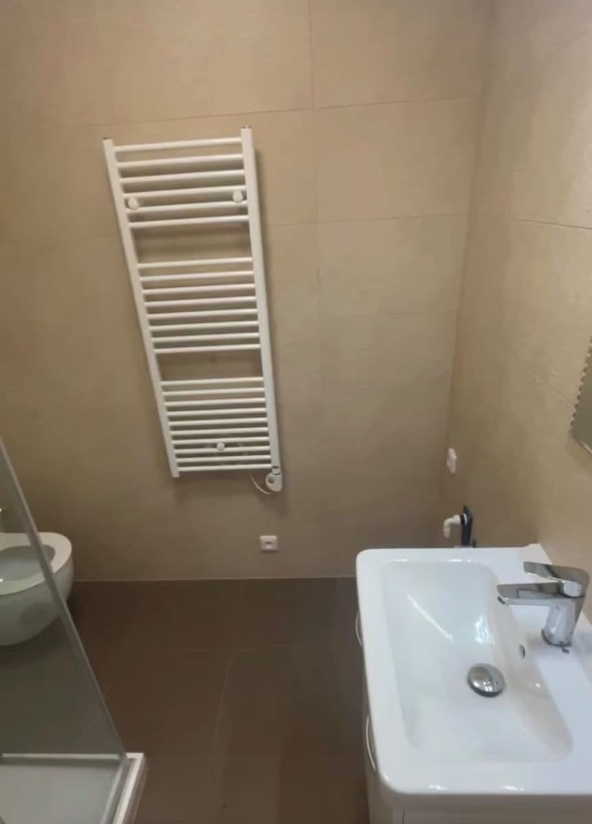 Prenájom bytu 1-izbový 35 m², Letenská, Praha, Praha Prenájom bytu 1-izbový 35 m², Letenská, Praha, Praha