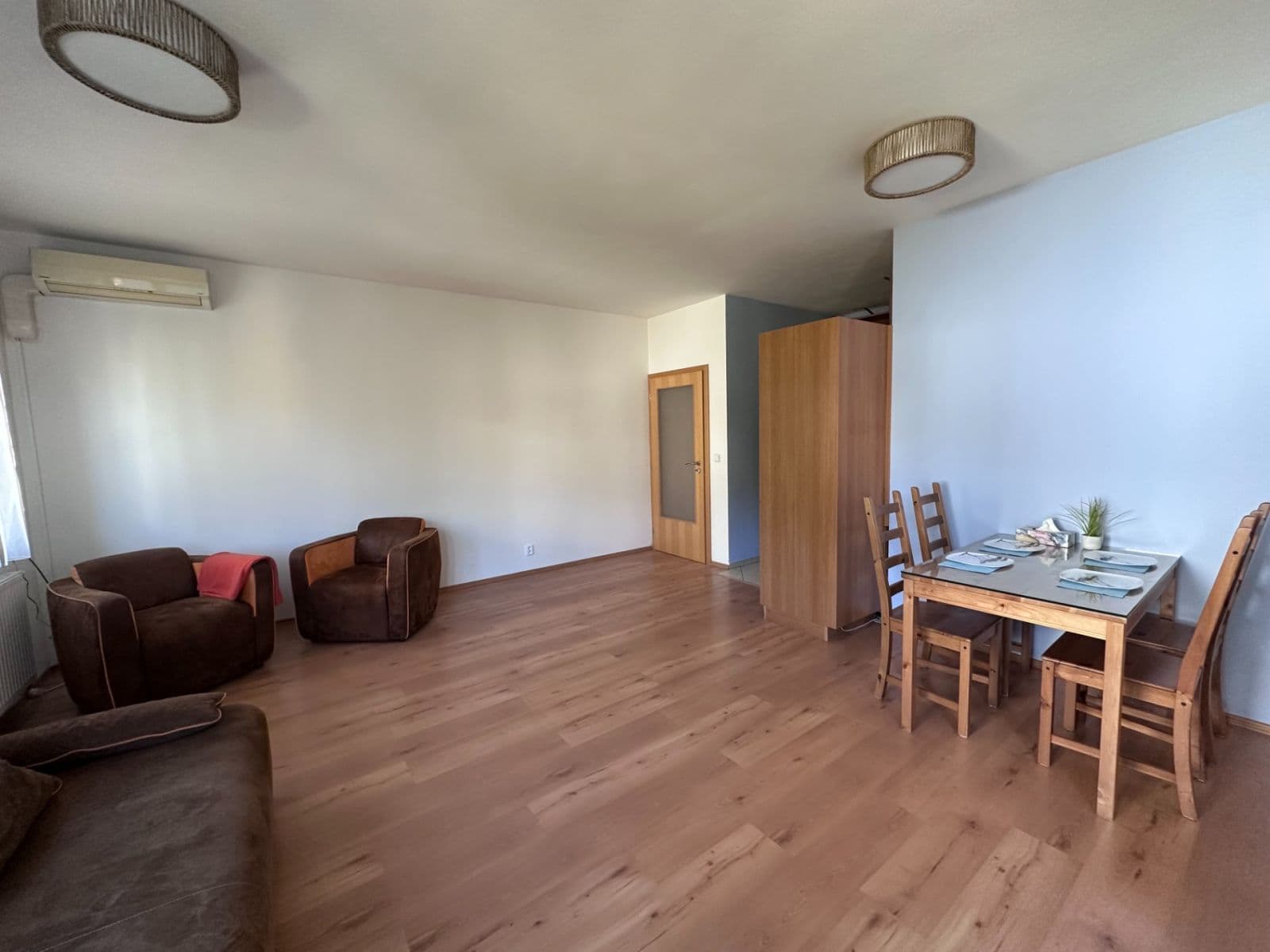 Prenájom bytu 2-izbový 53 m², Ke Stírce, Praha, Praha Prenájom bytu 2-izbový 53 m², Ke Stírce, Praha, Praha
