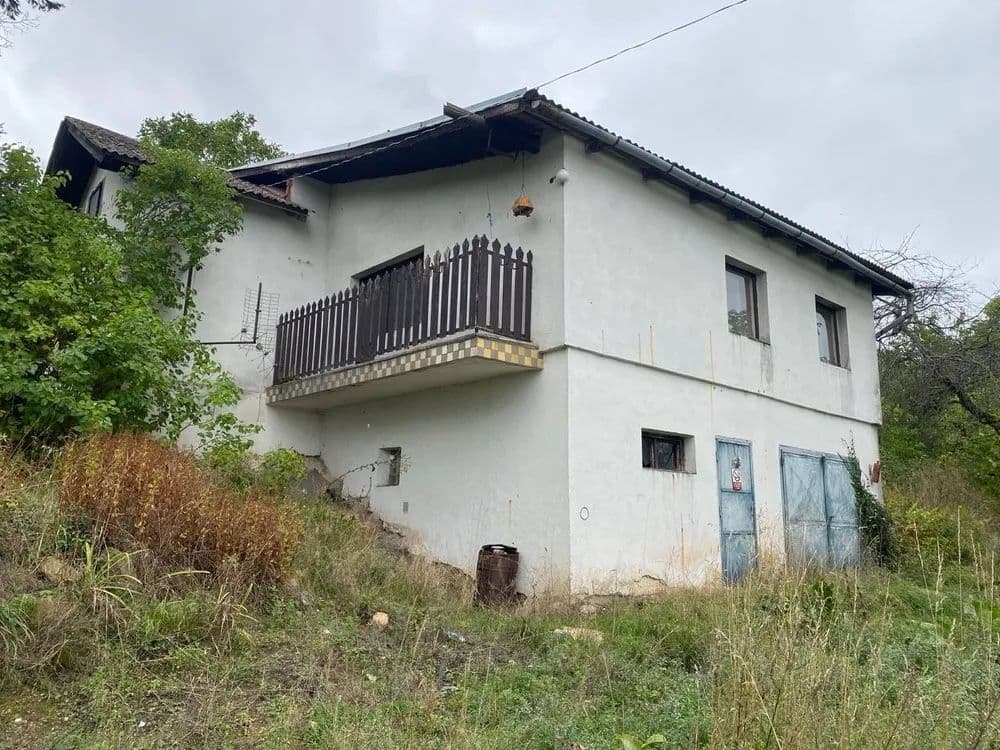 Predaj domu 164 m², pozemek 3.590 m², Jelení, Lubenec, Ústecký kraj Predaj domu 164 m², pozemek 3.590 m², Jelení, Lubenec, Ústecký kraj