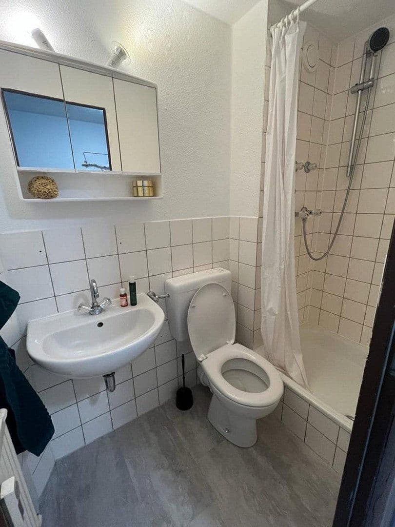 Prenájom bytu 1-izbový 18 m², Henkestr. 5, Erlangen, Bavorsko Prenájom bytu 1-izbový 18 m², Henkestr. 5, Erlangen, Bavorsko