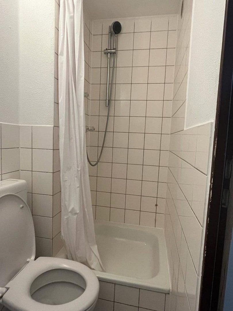 Prenájom bytu 1-izbový 18 m², Henkestr. 5, Erlangen, Bavorsko Prenájom bytu 1-izbový 18 m², Henkestr. 5, Erlangen, Bavorsko