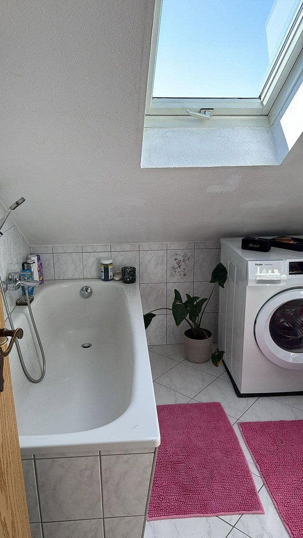 Prenájom bytu 2-izbový 50 m², Arnstadt, Durínsko Prenájom bytu 2-izbový 50 m², Arnstadt, Durínsko
