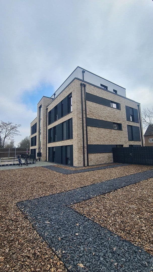 Prenájom bytu 4-izbový 81 m², Volksgartenstrasse 147, Mönchengladbach, Severné Porýnie - Westfálsko Prenájom bytu 4-izbový 81 m², Volksgartenstrasse 147, Mönchengladbach, Severné Porýnie - Westfálsko