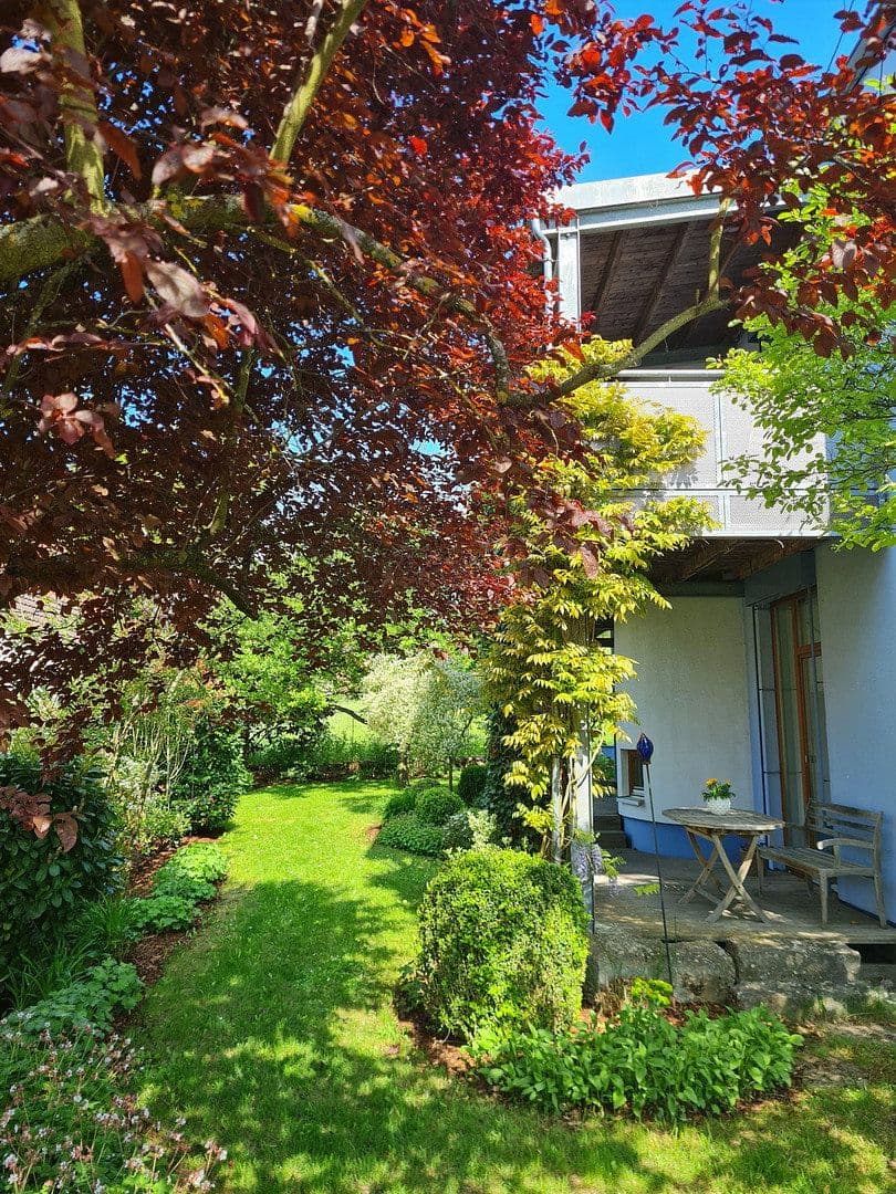 Predaj domu 273 m², pozemek 634 m², Geroldshausen, Bavorsko Predaj domu 273 m², pozemek 634 m², Geroldshausen, Bavorsko