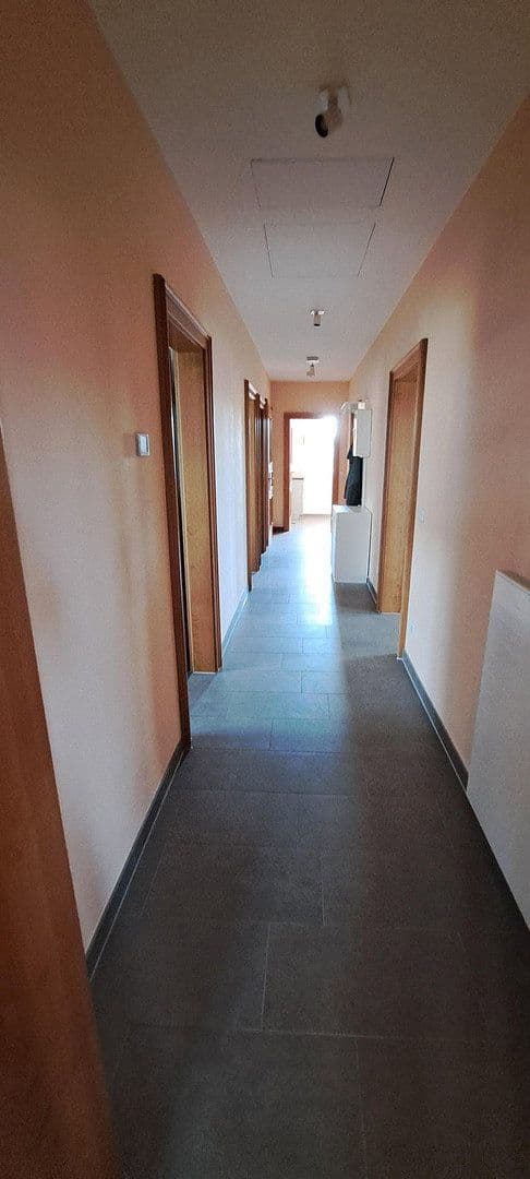 Prenájom bytu 3-izbový 113 m², Veit-Dennert-Straße 10, Schlüsselfeld, Bavorsko Prenájom bytu 3-izbový 113 m², Veit-Dennert-Straße 10, Schlüsselfeld, Bavorsko