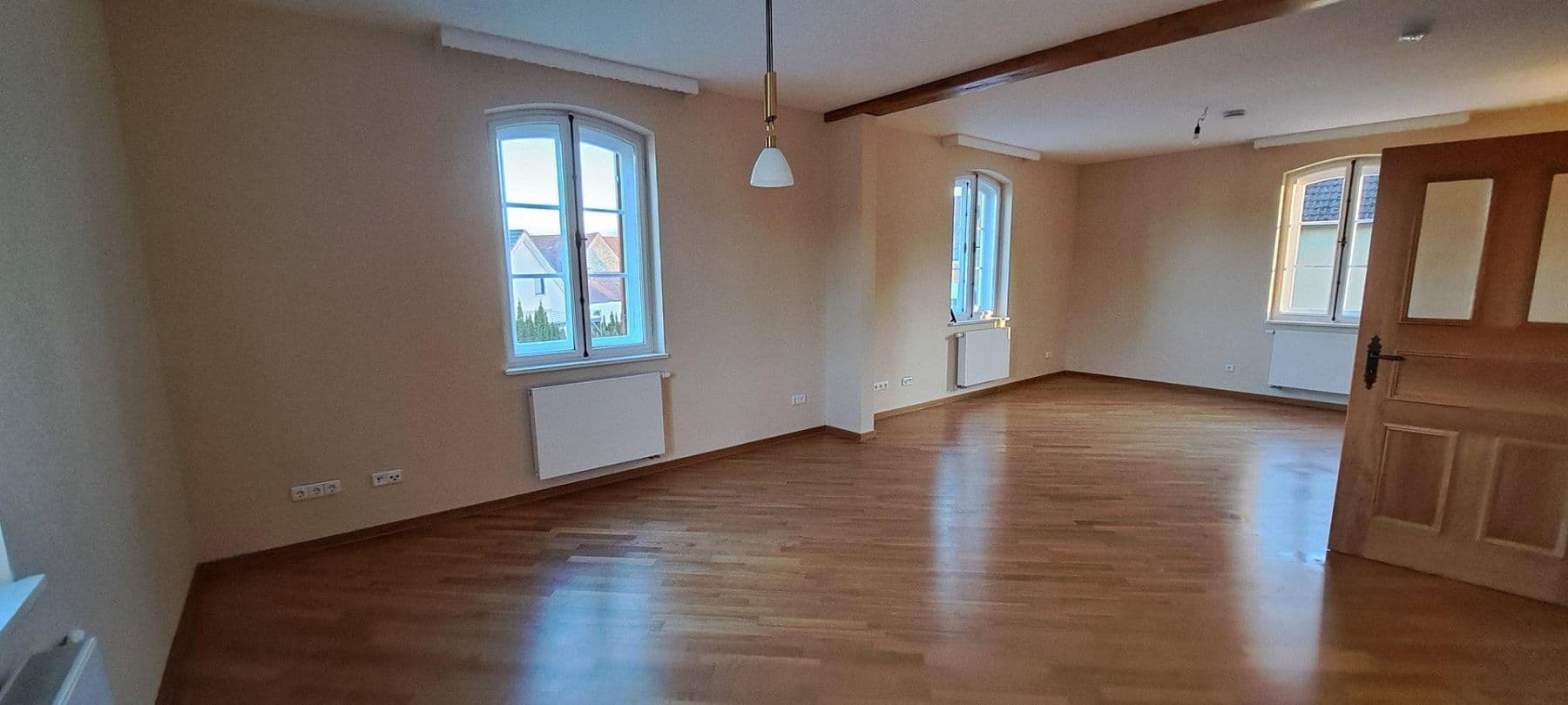 Prenájom bytu 3-izbový 113 m², Veit-Dennert-Straße 10, Schlüsselfeld, Bavorsko Prenájom bytu 3-izbový 113 m², Veit-Dennert-Straße 10, Schlüsselfeld, Bavorsko