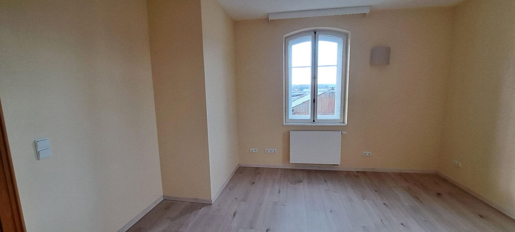 Prenájom bytu 3-izbový 113 m², Veit-Dennert-Straße 10, Schlüsselfeld, Bavorsko Prenájom bytu 3-izbový 113 m², Veit-Dennert-Straße 10, Schlüsselfeld, Bavorsko