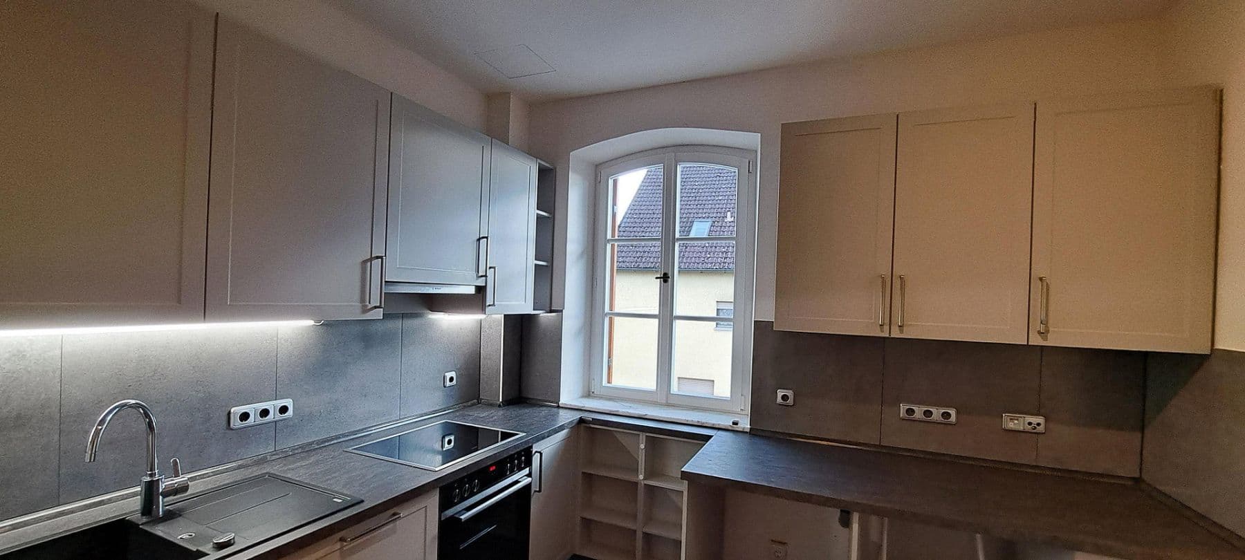 Prenájom bytu 3-izbový 113 m², Veit-Dennert-Straße 10, Schlüsselfeld, Bavorsko Prenájom bytu 3-izbový 113 m², Veit-Dennert-Straße 10, Schlüsselfeld, Bavorsko