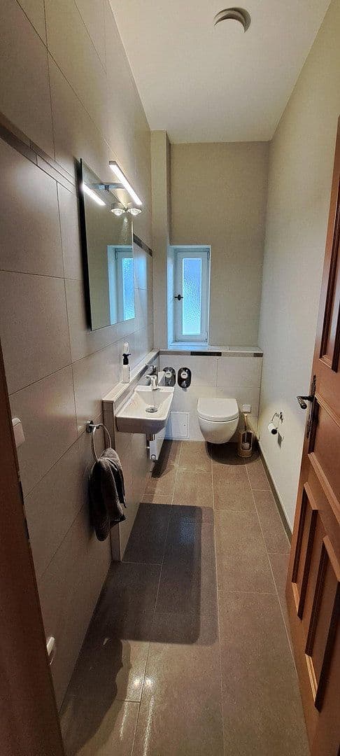 Prenájom bytu 3-izbový 113 m², Veit-Dennert-Straße 10, Schlüsselfeld, Bavorsko Prenájom bytu 3-izbový 113 m², Veit-Dennert-Straße 10, Schlüsselfeld, Bavorsko