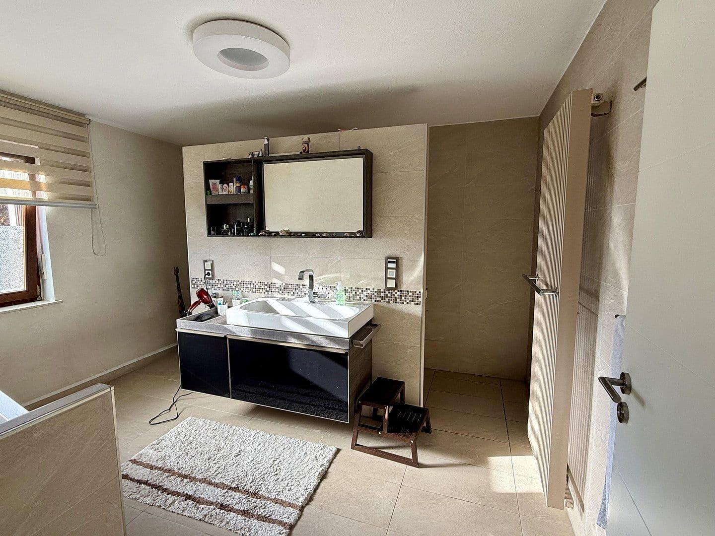 Predaj domu 330 m², pozemek 1.250 m², Birkenweg 22, Wettenberg, Hesensko Predaj domu 330 m², pozemek 1.250 m², Birkenweg 22, Wettenberg, Hesensko
