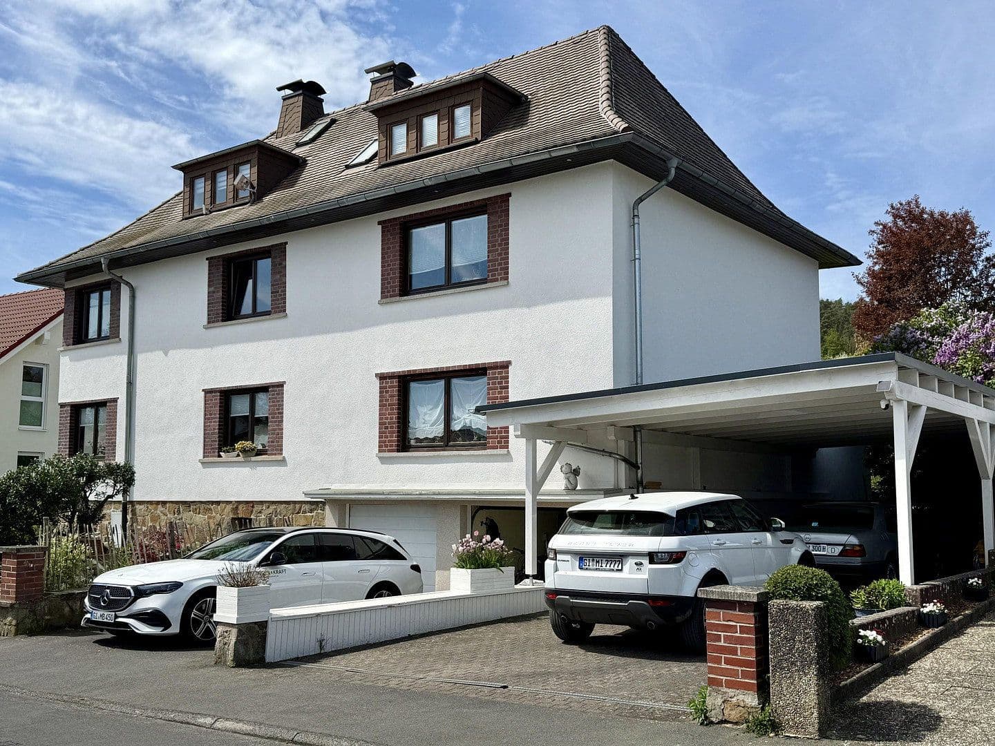 Predaj domu 330 m², pozemek 1.250 m², Birkenweg 22, Wettenberg, Hesensko Predaj domu 330 m², pozemek 1.250 m², Birkenweg 22, Wettenberg, Hesensko
