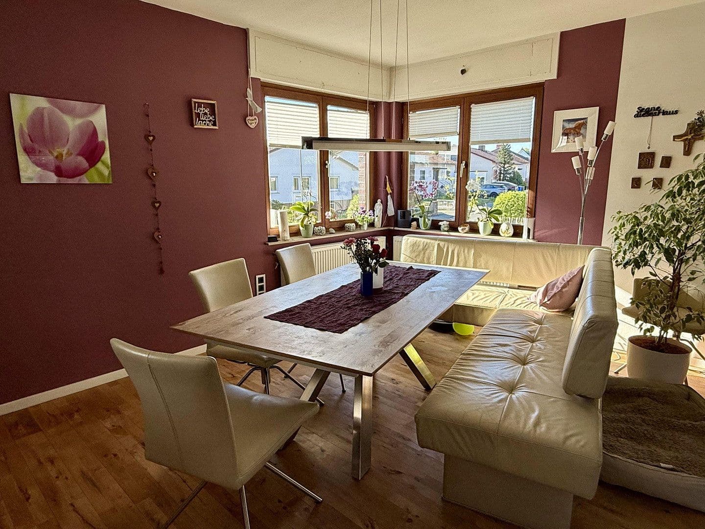 Predaj domu 330 m², pozemek 1.250 m², Birkenweg 22, Wettenberg, Hesensko Predaj domu 330 m², pozemek 1.250 m², Birkenweg 22, Wettenberg, Hesensko