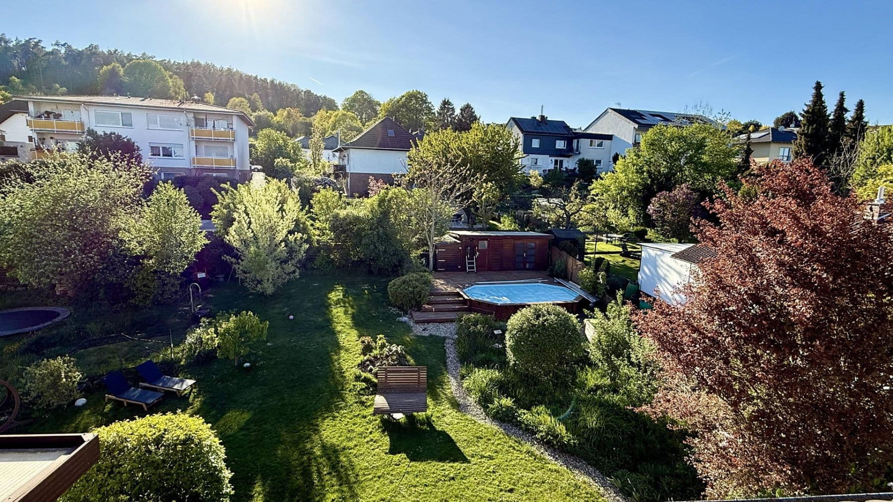 Predaj domu 330 m², pozemek 1.250 m², Birkenweg 22, Wettenberg, Hesensko Predaj domu 330 m², pozemek 1.250 m², Birkenweg 22, Wettenberg, Hesensko