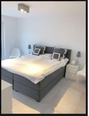 Predaj domu 135 m², pozemek 227 m², Köln, Severné Porýnie - Westfálsko Predaj domu 135 m², pozemek 227 m², Köln, Severné Porýnie - Westfálsko