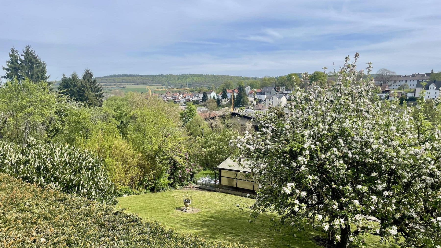 Prenájom bytu 3-izbový 105 m², Bad Wildungen, Hesensko Prenájom bytu 3-izbový 105 m², Bad Wildungen, Hesensko