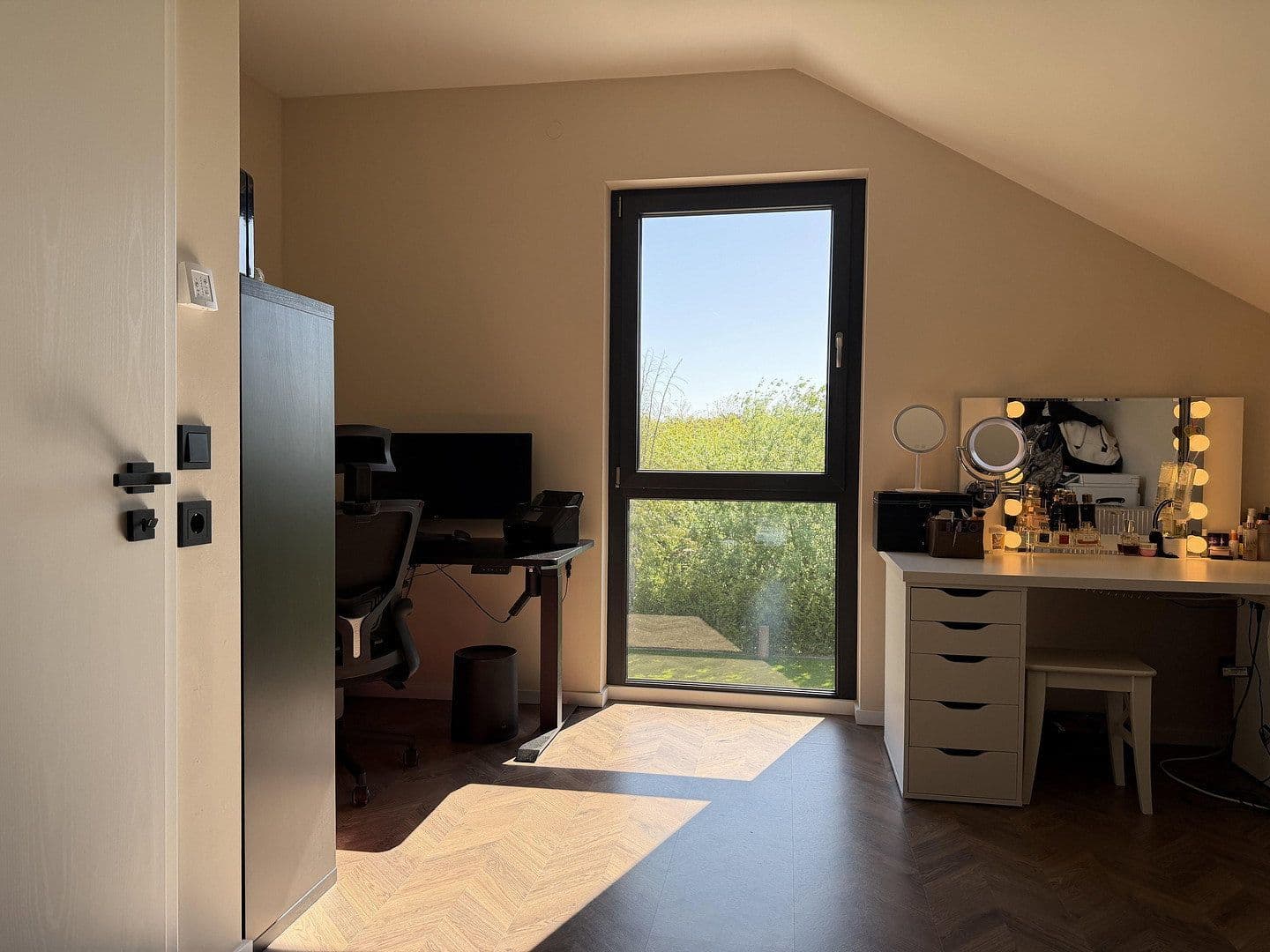 Predaj domu 127 m², pozemek 821 m², Steiner Straße 16a, Rohr, Bavorsko Predaj domu 127 m², pozemek 821 m², Steiner Straße 16a, Rohr, Bavorsko